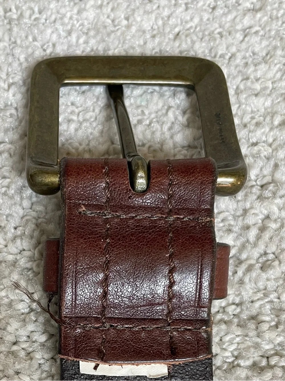 Eddie Bauer Size 42 Brown Leather Stitching Accented Brass Buckle Casual Belt